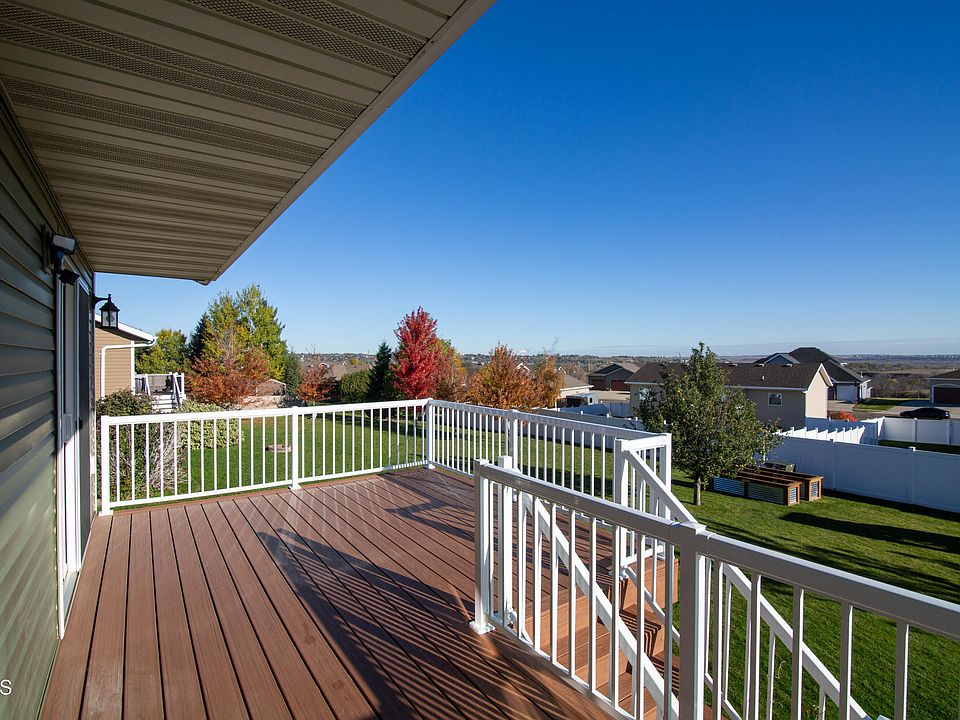 320 Keidel Trl SW, Mandan, ND 58554 | Zillow