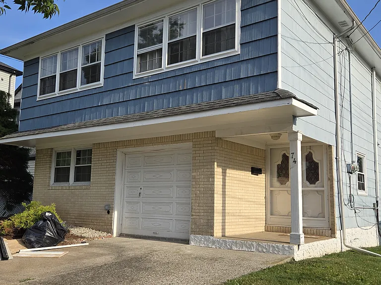 74 Caswell Ave #2 — Photo 2