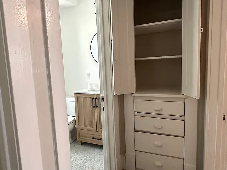 165 Grote St #1 — Photo 10