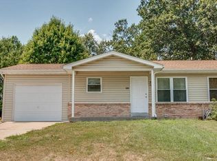 49 Laura Dr, Saint Peters, MO 63376