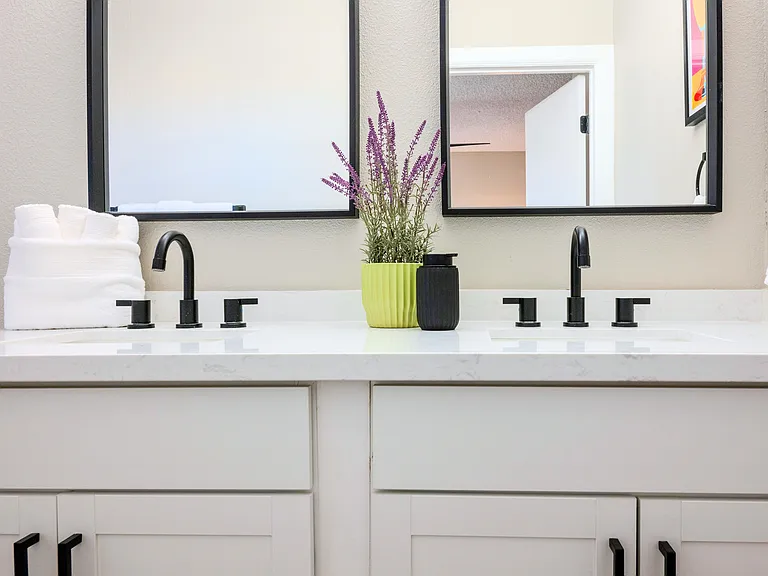 7804 Sparkle Ave — Photo 31