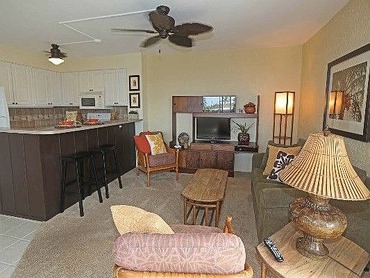 5th image of 75-6016 Alii Dr APT 323