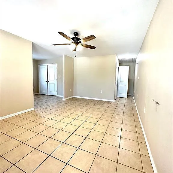 127 S Bend Ct #B — Photo 6