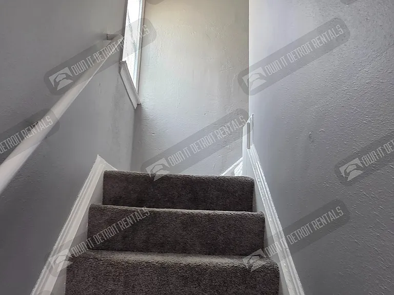 5293 Berkshire St — Photo 16