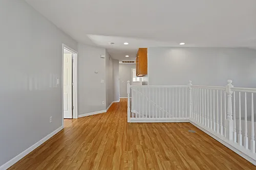 2902 Campbell Ln Photo 1