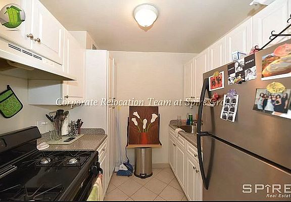 4th image of 30-60 Crescent St #6F