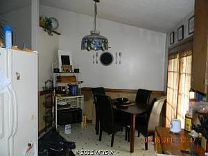 5th image of 5908 Alicia Ct