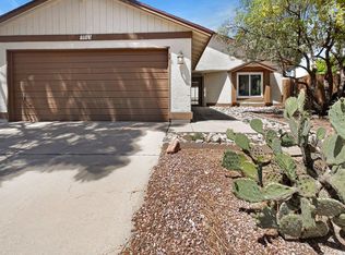 9944 E Stella Rd, Tucson, AZ 85730