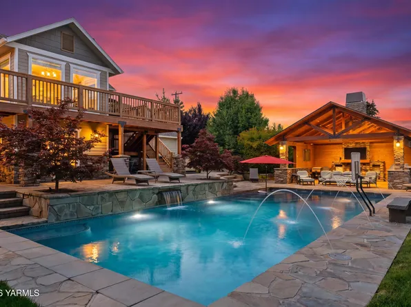 7027 Scenic Dr, Yakima, WA 98908