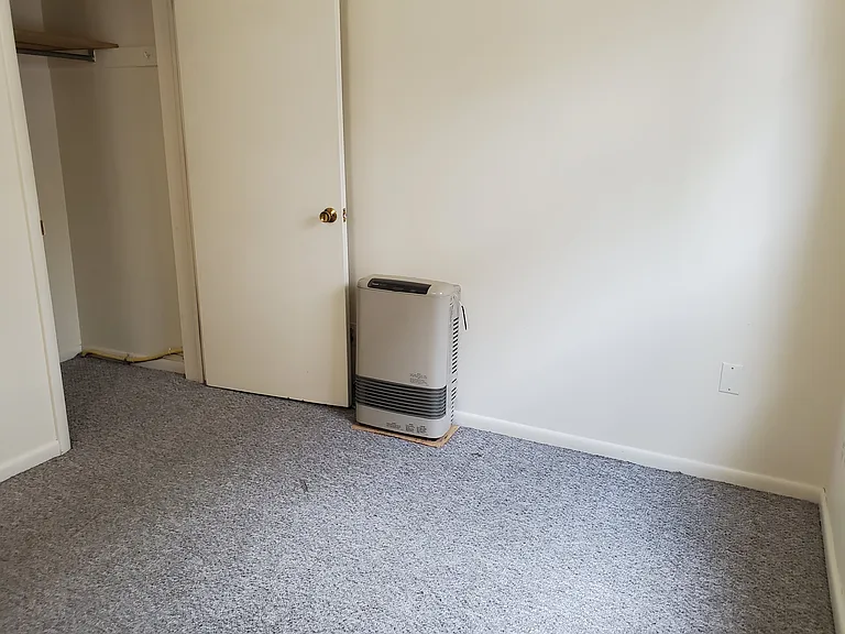 2 Allen St #2 — Photo 18