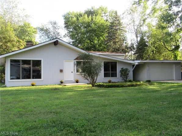 7101 Ivy Ct, Mentor, OH 44060