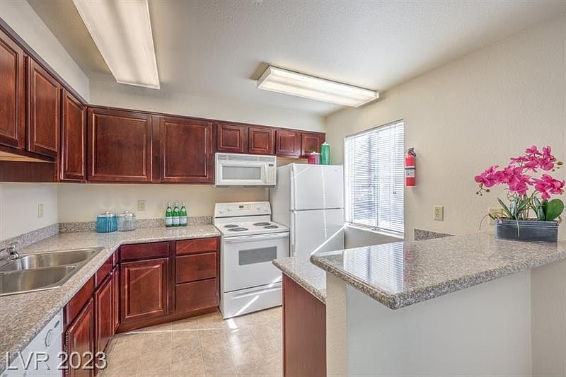 1st image of 5140 Indian River Dr #308-1