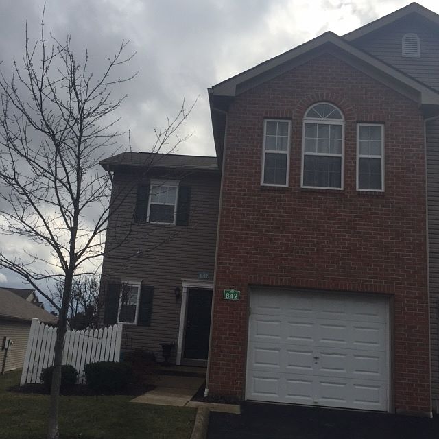 1st image of 842 Mystic Pointe Dr