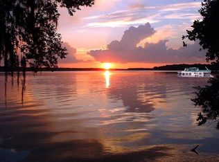 1147 County Road 309, Crescent City, FL 32112