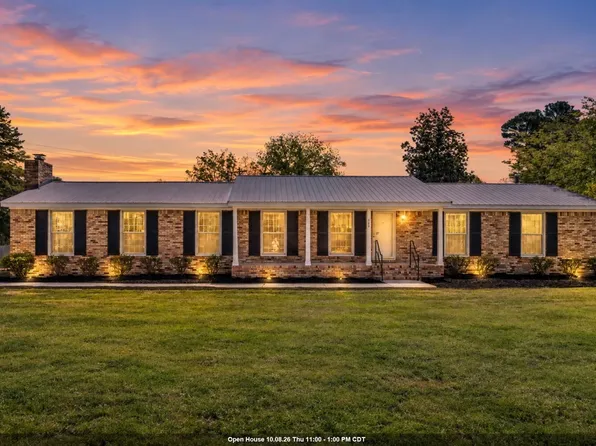 900 Larkwood Dr NE, Cullman, AL 35055