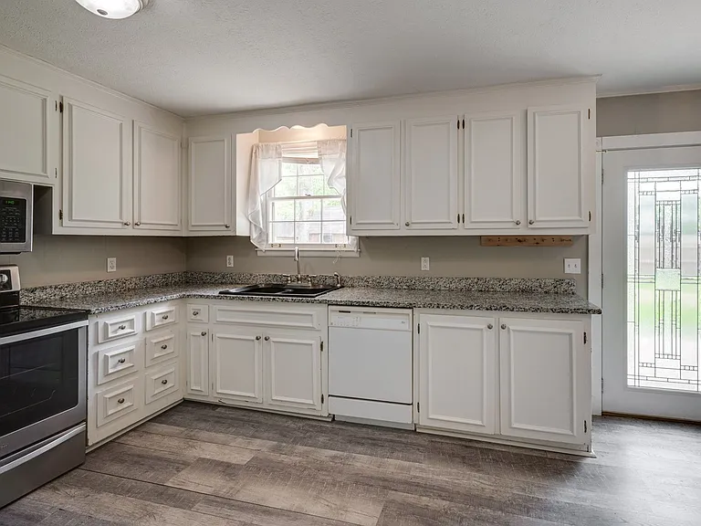 1133 Copperstill Cir — Photo 11