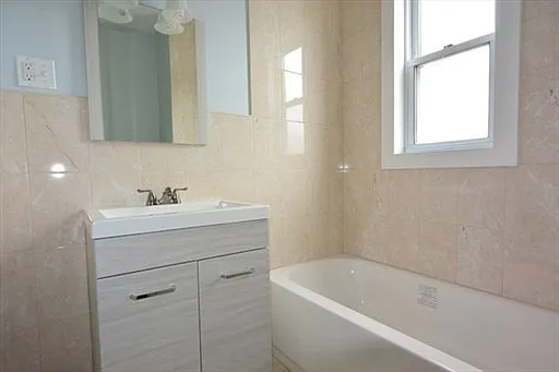 12 Eaton St — Photo 13