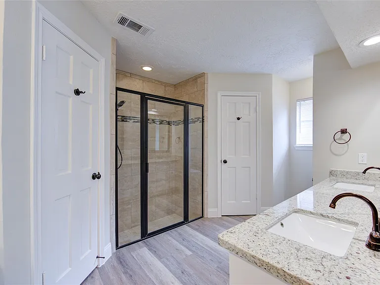 9115 Taidswood Dr — Photo 25