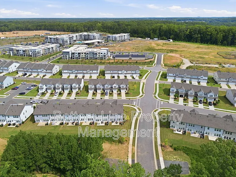 460 Glen Clova Dr — Photo 15