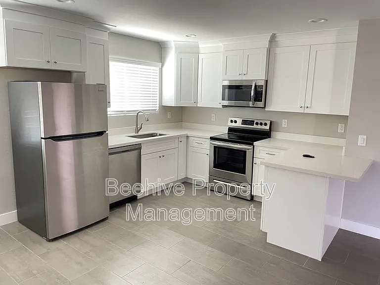 4809 E Camino Cir #1 — Photo 4