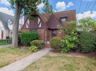 1559 Kenneth Ave, Baldwin, NY 11510