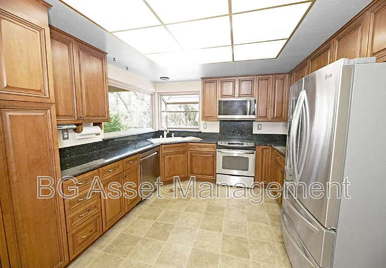 1830 Weir Dr — Photo 10