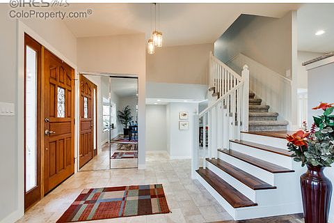2nd image of 105 Jackson Cir