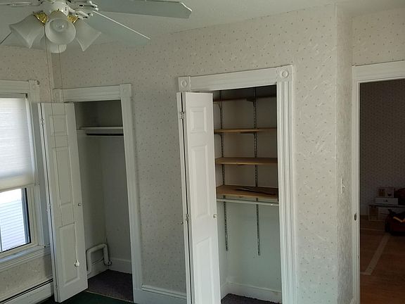 3rd image of 15 Haseltine St APT 4