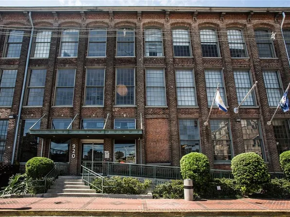 920 Poeyfarre St APT 237, New Orleans, LA 70130