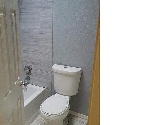 5th image of 8645 Saratoga Dr