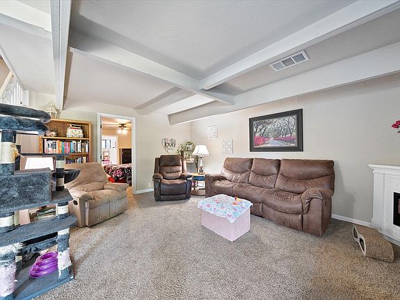 5th image of 13565 Lassen St