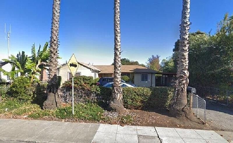 1st image of 2274 University Ave