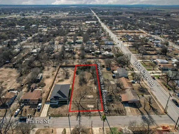 265 Prairie, Uvalde, TX 78801
