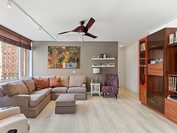4th image of 2373 Broadway APT 621