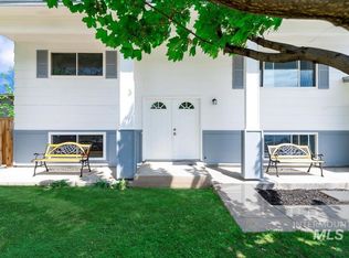 218 W Maple Ave, Meridian, ID 83642