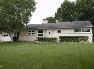 1420 Applecroft Ave, Portage, MI 49002