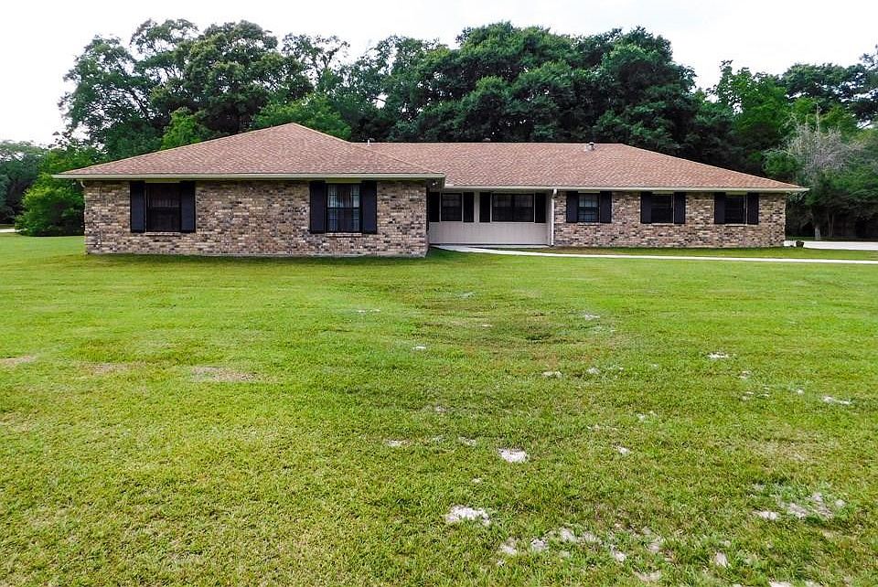1st image of 203 Rue Carroll Dr