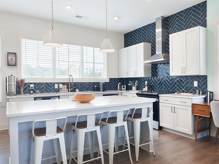 1210 Zebrawood Ct SE — Photo 25
