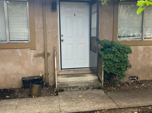 4359-1t - 145 Cedar St. #1 - 6, 145 Cedar St #5, Rogue River, OR 97537