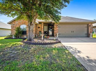 208 Troxell Blvd, Rhome, TX 76078