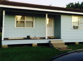 8006 Bayside Dr, Beach City, TX 77523