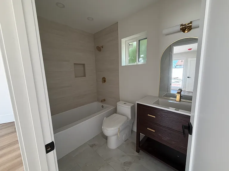 16364 Canelones Dr — Photo 9