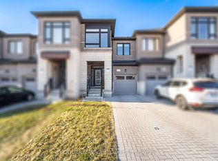 32 Mountainside Cres, Whitby, ON L1R0P5