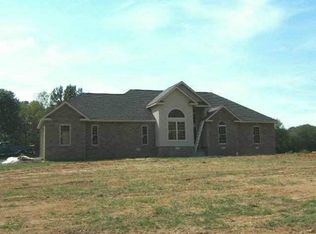 61 Bluffview Dr, Flippin, AR 72634