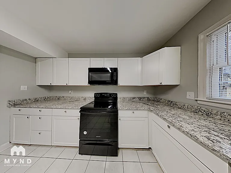 7316 Woodstream Dr — Photo 6