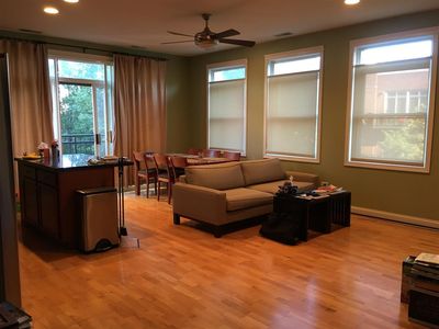 2310 W Saint Paul Ave APT 303, Chicago, IL, 60647
