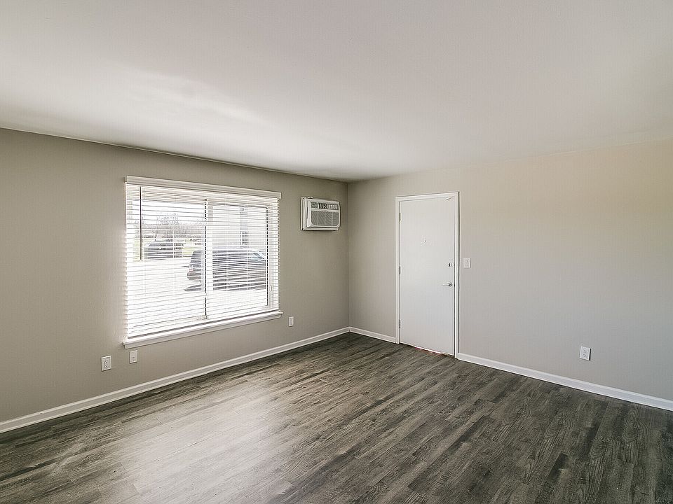14411 Pennsylvania Rd # 14443-107, photo 23