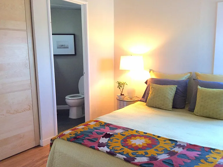 5375 Broadway — Photo 11