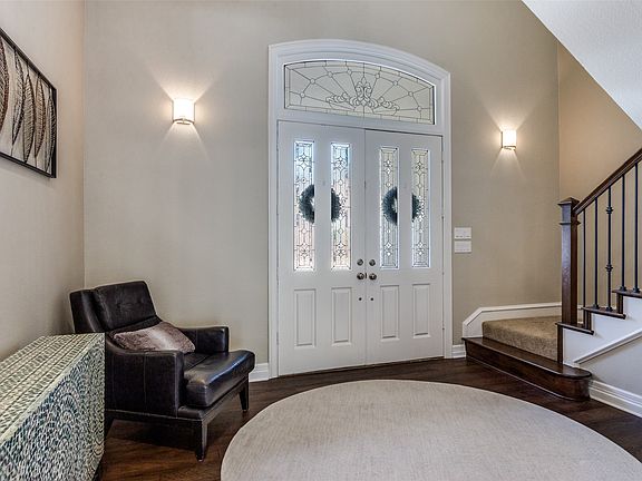 3rd image of 3720 Briarhaven Rd