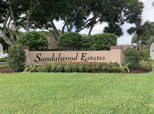 102 1st Ct, Palm Beach Gardens, FL 33410